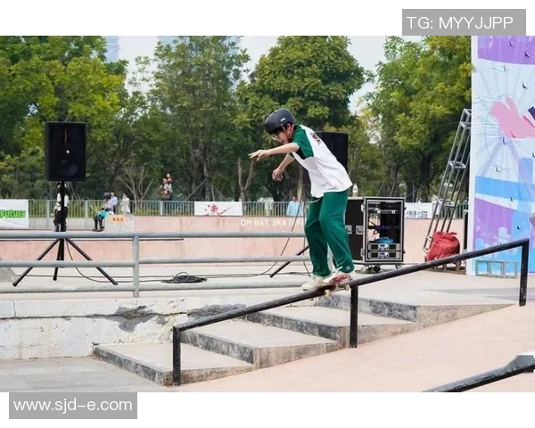 深圳滑板队以82分领跑世界滑板锦标赛积分榜展现强劲实力