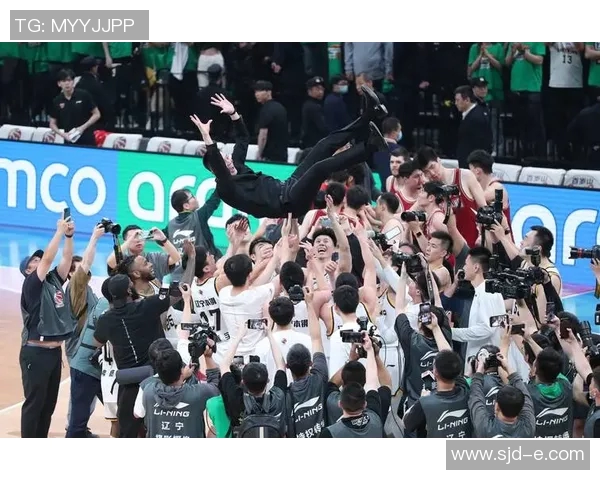 辽宁男篮遭遇CBA失利,新赛季前景堪忧 辽宁男篮遭遇CBA失利,新赛季前景堪忧